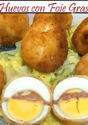 Una foto de Huevos con foie gras