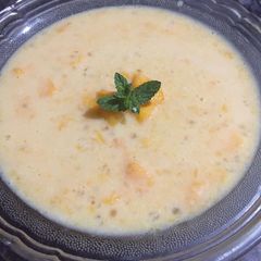 A picture of Sagudana mango kheer.