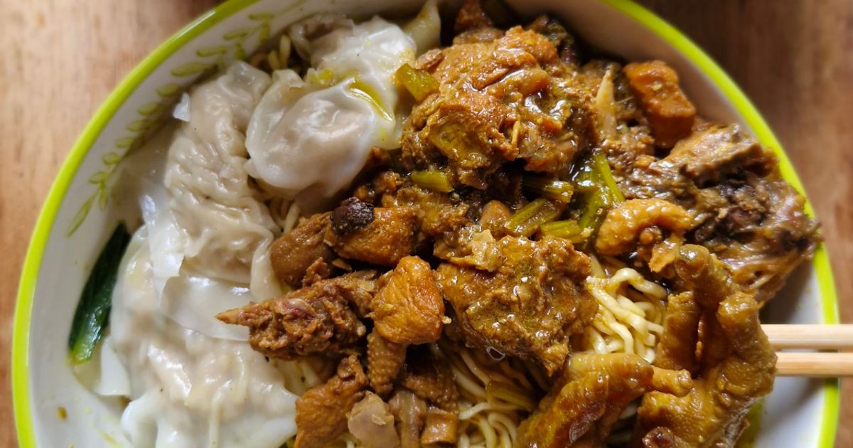 Resep Ayam Kecap Di Mie Ayam 🍜 oleh Indah Saraswati - Cookpad