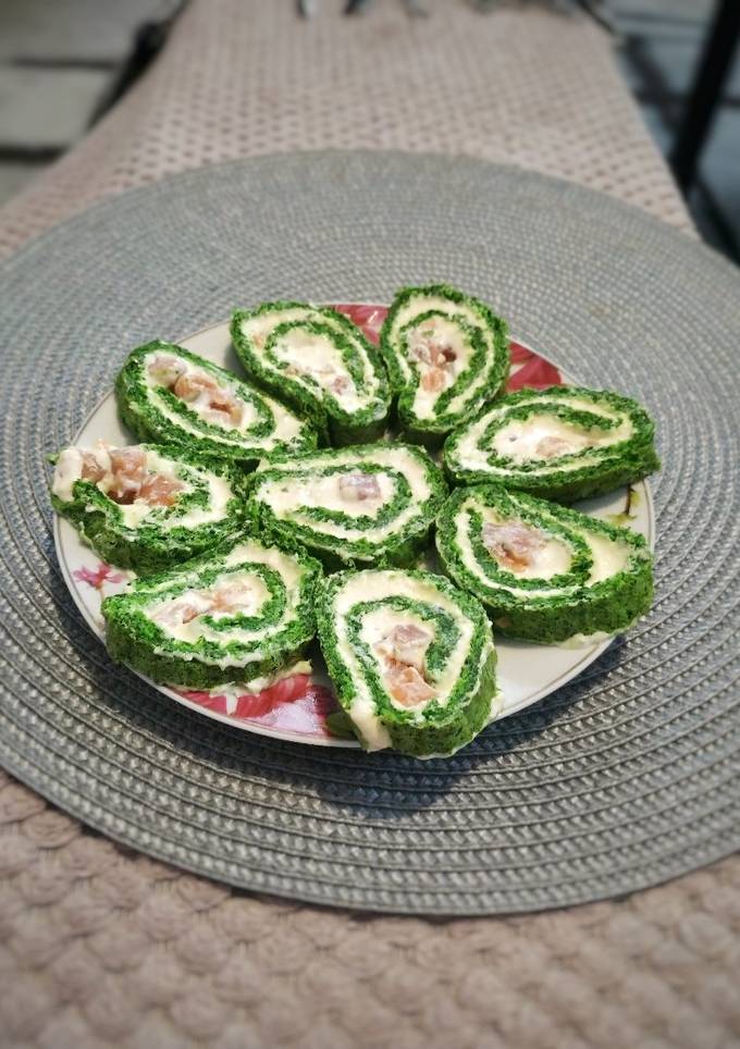 Шпинатний рулет