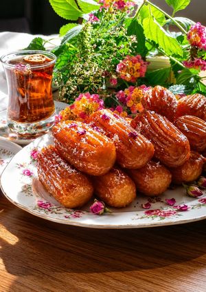 عکسی از دستور بامیه ترد طلایی