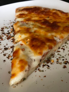 Una foto de Pizza Casera de Mozzarella