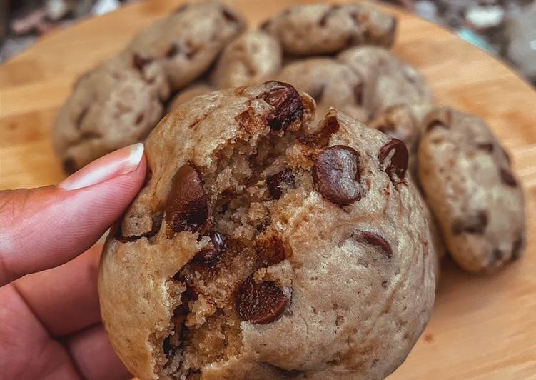 Simple Way to Prepare Speedy Soft Chewy Chocolate Chip Cookies
