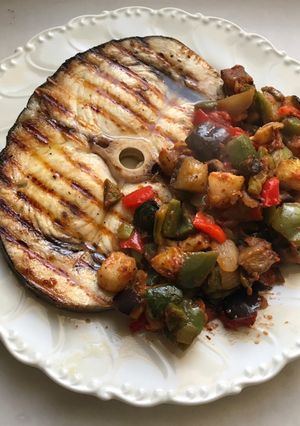 Una foto de Emperador con pisto de verduras por 10€,para dos