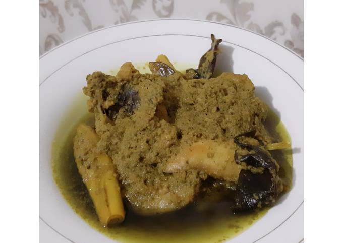 Ayam lado mudo (ayam cabe hijau) khas Bukittinggi