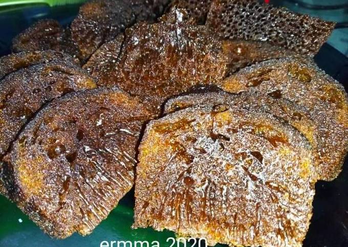 How to Prepare Tasty Sarang semut (bolu karamel)