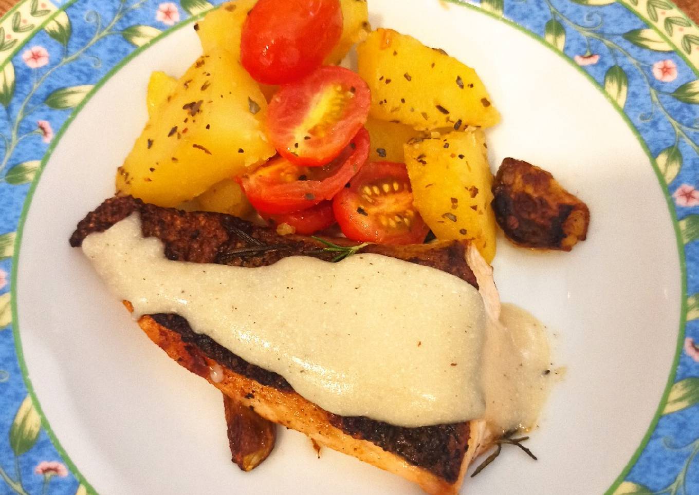 Salmon Steak with Sweet Sour Creamy Sauce