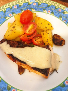 Foto resep Salmon Steak with Sweet Sour Creamy Sauce