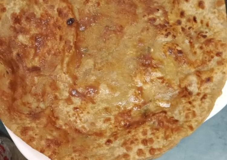 Recipe of Any-night-of-the-week Potato masala stuffing paratha