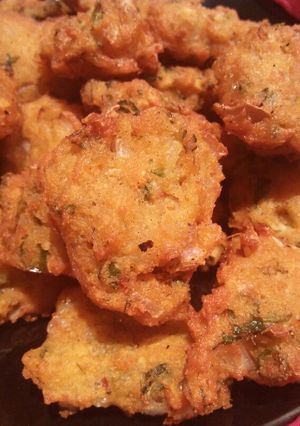 A picture of Moong chana daal Pakore.