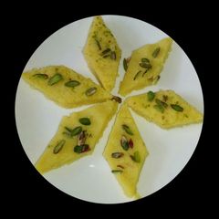 A picture of Milk powder burfi.