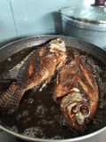 Pescado Frito a la cruz (con ensalada)