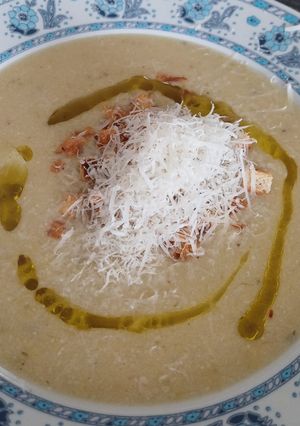# 25. 10. 22. Póréhagyma krémleves recept fotója
