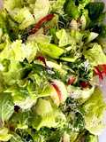 สลัดผักคอส ผักกาดแก้ว และผักสมุนไพรไทย🌿🇹🇭Cos & Iceberg Lettuce with Local Thai Herbs 🥬🌶️🌿🍋