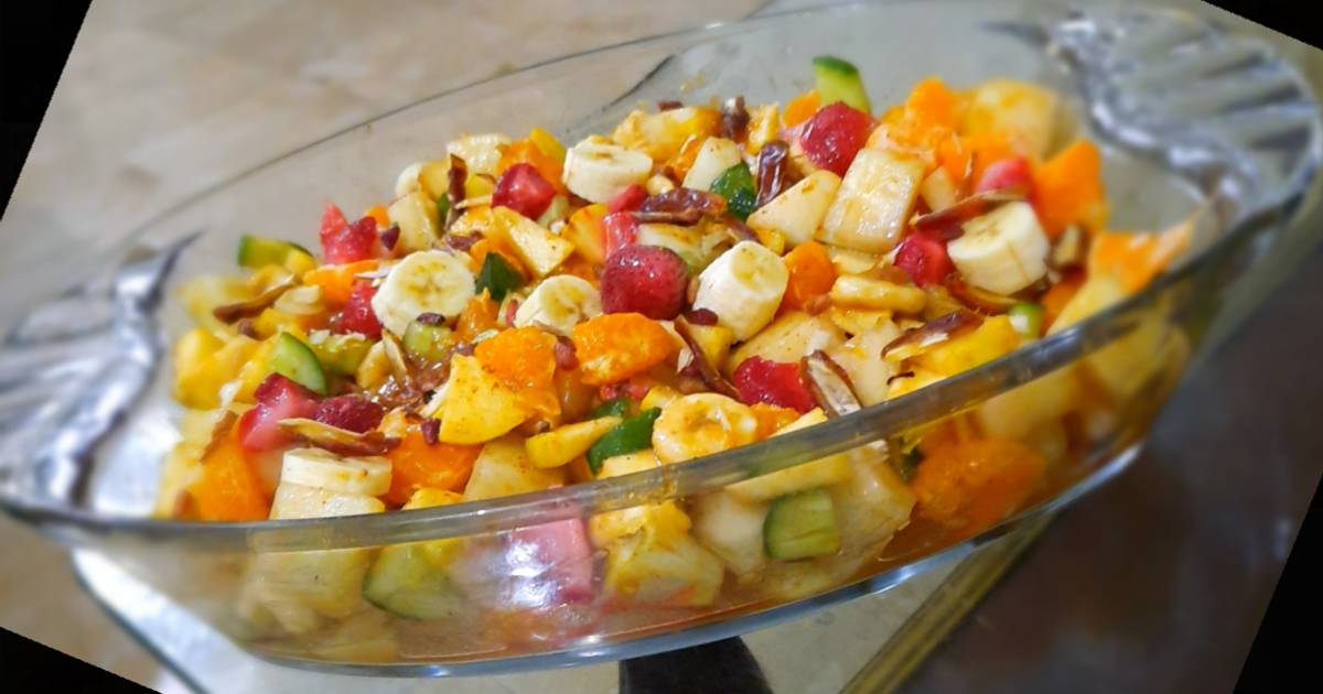 Fruit Chaat Recipe by Hadia Anwar - Cookpad