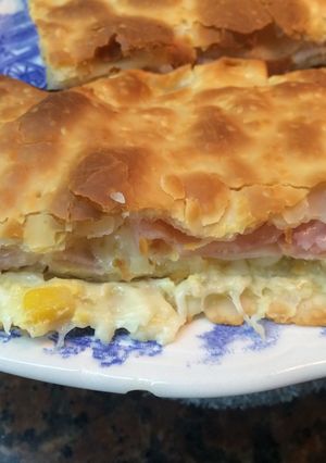 Una foto de Torta de jamón y queso rápida y sencilla