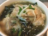Canh rong biển nấu xương heo