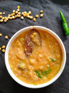 இன்ஸ்டன்ட் வடகறி(Instant vadacurry recipe in tamil) செய்முறை முக்கிய புகைப்படம்
