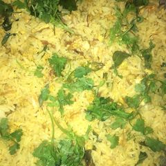 A picture of Egg fried rice 🍚.