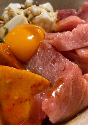Hình của món 💣 Bakudan don | Vựa cơm "bom" của Nhật Bản.
