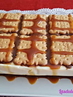 Una foto de Tarta de Galletas y Crema de Chocolate Blanco