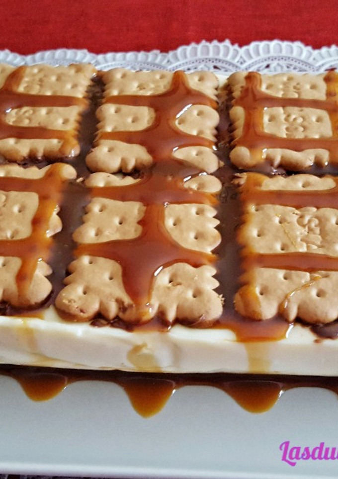 Una foto de Tarta de Galletas y Crema de Chocolate Blanco