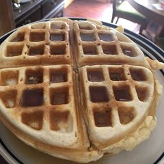 A picture of Easy Waffles.