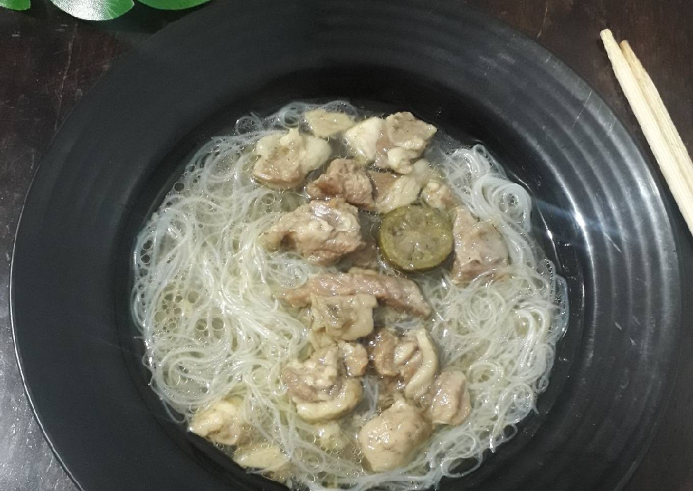 Bihun kuah tetelan daging