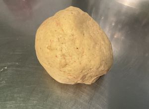Une photo de Pâte brisée à l'orange et pralines roses
