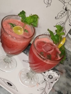 A picture of Watermelon Mojito🍉🍉.