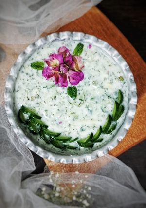 عکسی از دستور بورانی کدو سبز و خیار 🥒🥣