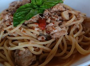 Foto di Spaghetti con ragù di pesce Capone (lampuga)