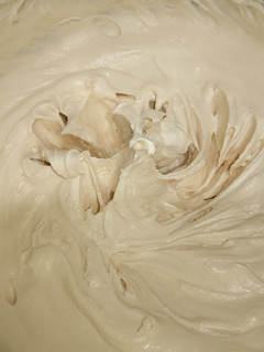 Una foto de Chantilly de café y ron