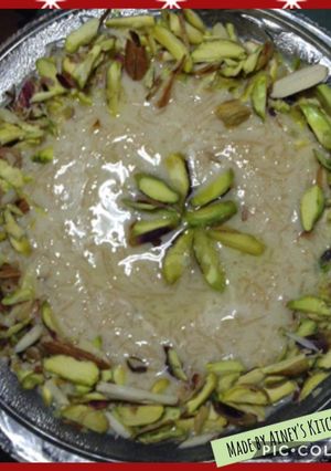 A picture of Laziz Sheer Khurma.