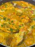 Peixe no leite de coco com camarão