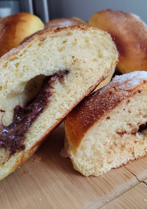 Una foto de Monas de Pascua rellenas de chocolate