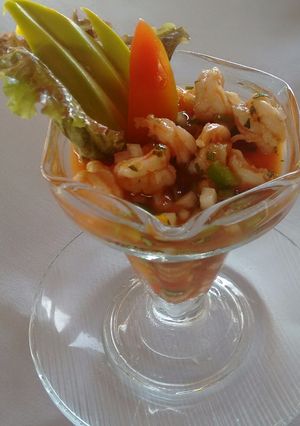 Una foto de Ceviche de camarón. 