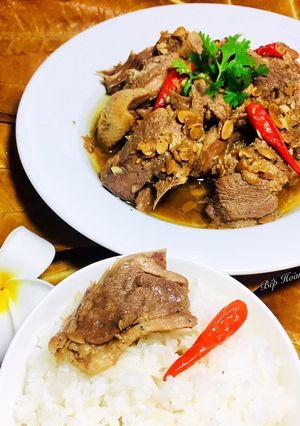 Hình của món Vịt Kho Tương Hột.