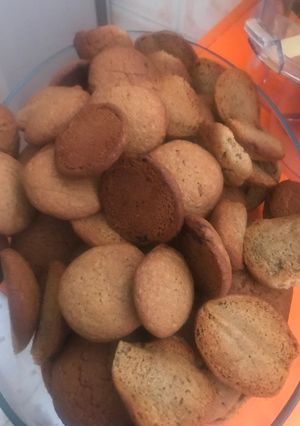 A picture of Cookies.