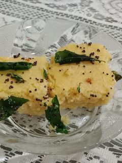 નાયલોન ખમણ(naylon khaman recipe in Gujarati) રેસીપી મુખ્ય ફોટો