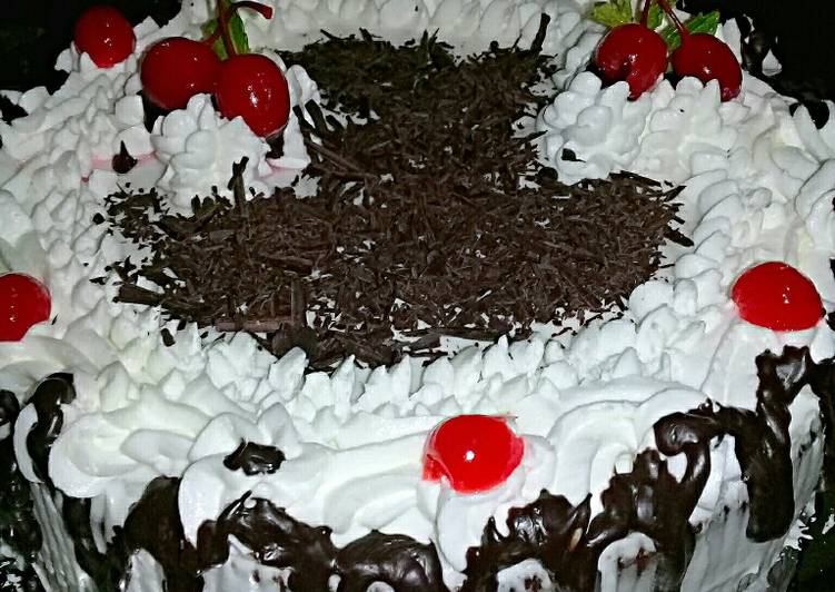 Black Forest Simple