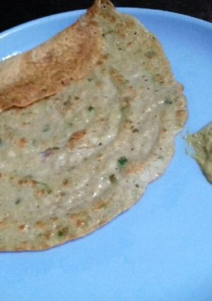 A picture of Millet and green gram dosa.