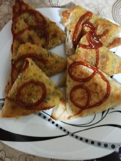 عکسی از دستور سمبوسه خانگی🌮🌮🥪