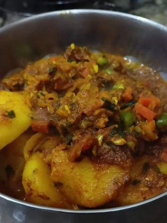 मिक्स वेज सब्जी(mix veg sabzi recipe in hindi) रेसिपी मुख्य फोटो