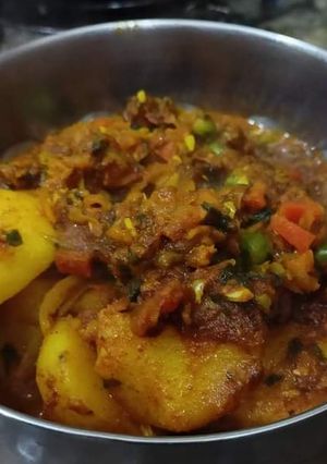 मिक्स वेज सब्जी(mix veg sabzi recipe in hindi) रेसिपी मुख्य फोटो