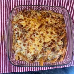 A picture of Cheesy Pasta Bake.