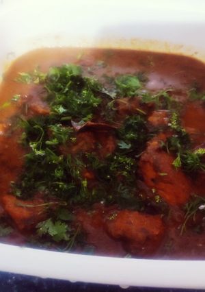 A picture of Fish curry.