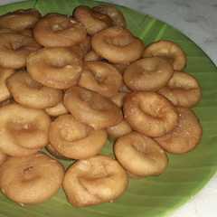 A picture of பாதுஷா (Badusa Recipe in Tamil).