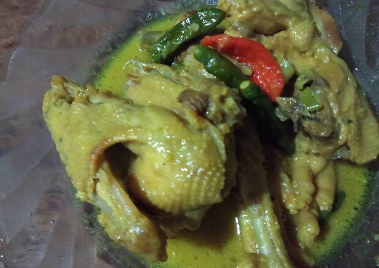 Opor ayam kampung