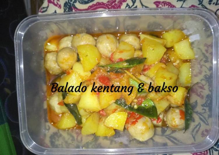 Balado kentang dan bakso